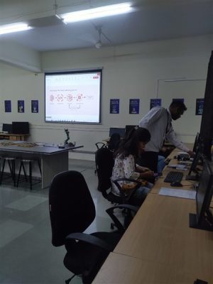 Tilak Maharashtra Vidyapeeth_03